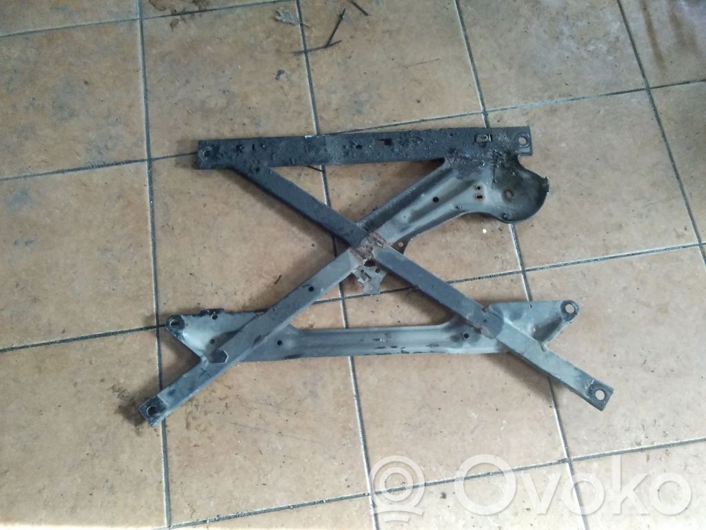 Front subframe   8T2399345