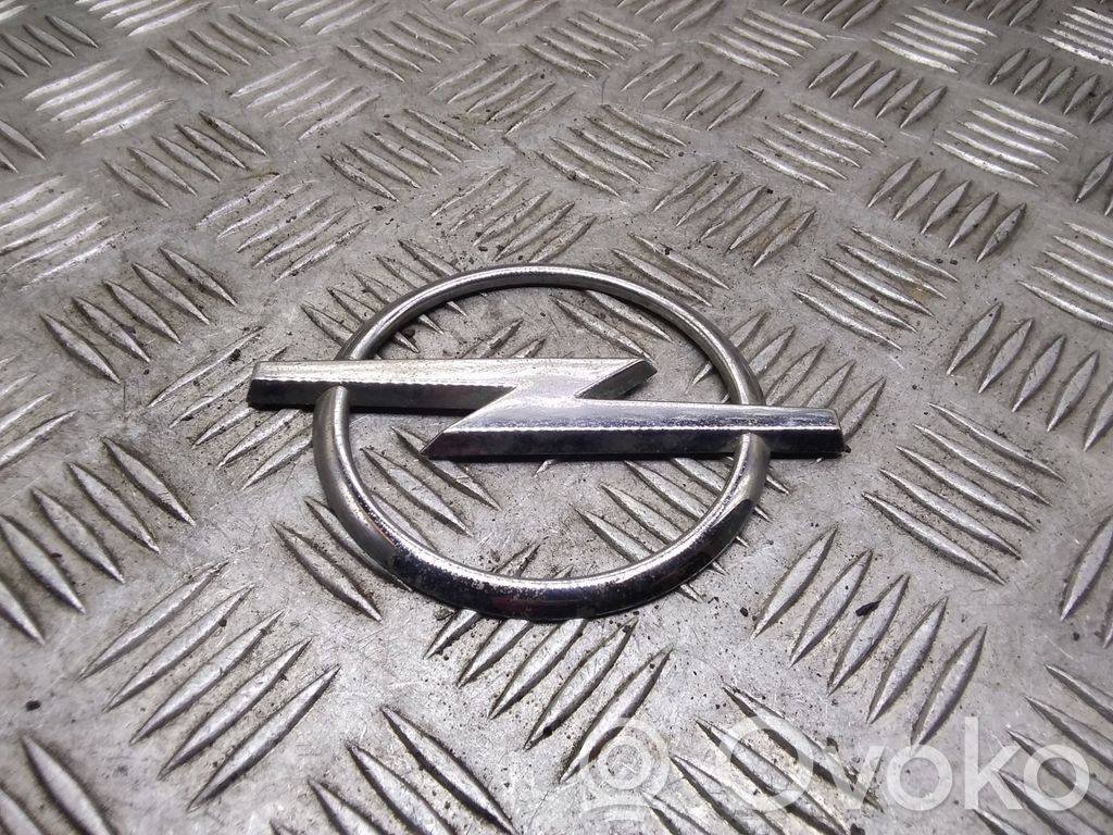 Opel Meriva A Emblemat / Znaczek 