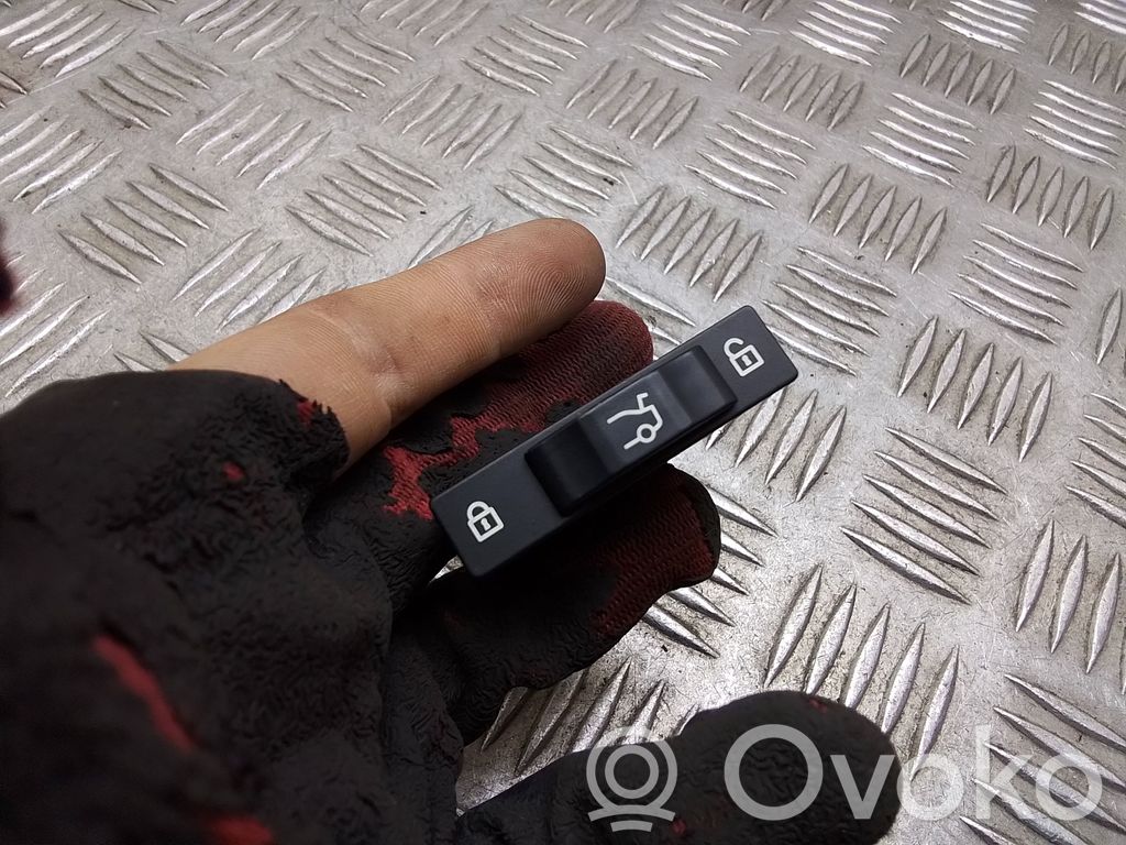 BMW 7 E65 E66 Tailgate/trunk/boot open switch 
