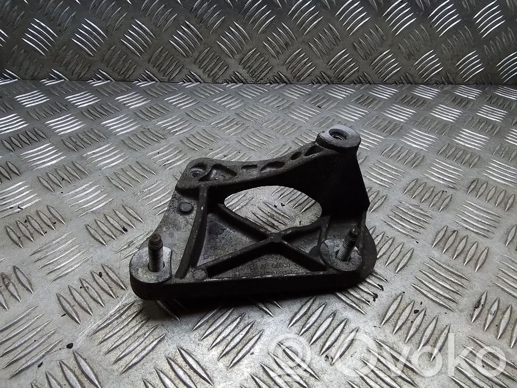 BMW 7 E65 E66 Engine mounting bracket 