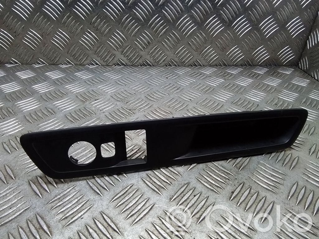 Front door window switch trim   9809179477,98144415ZD