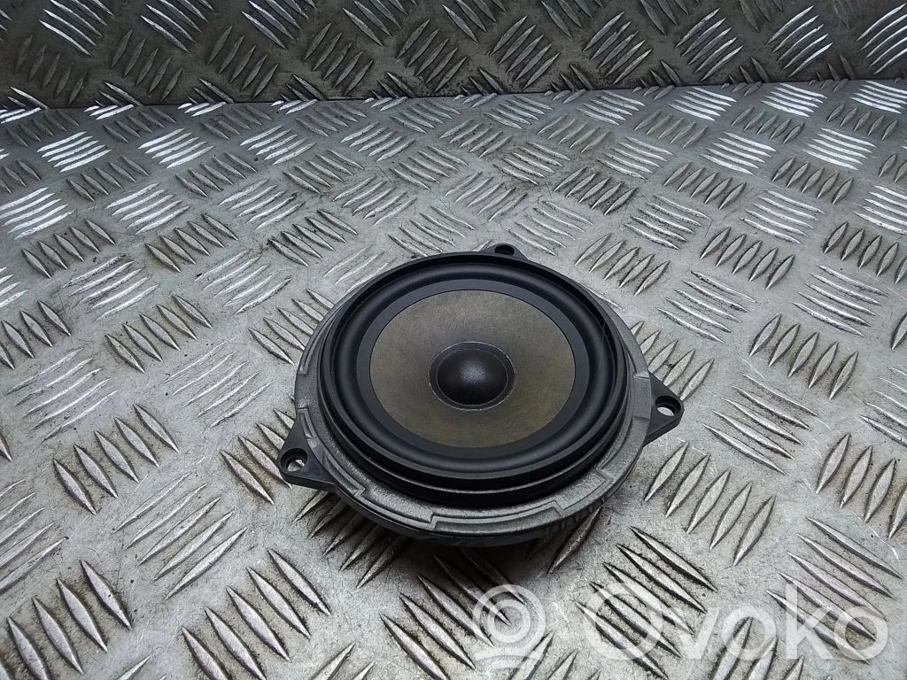 BMW 1 E81 E87 Front door speaker 
