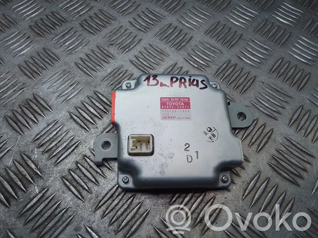 Toyota Prius (XW30) Moduł sterowania ładowania akumulatora 