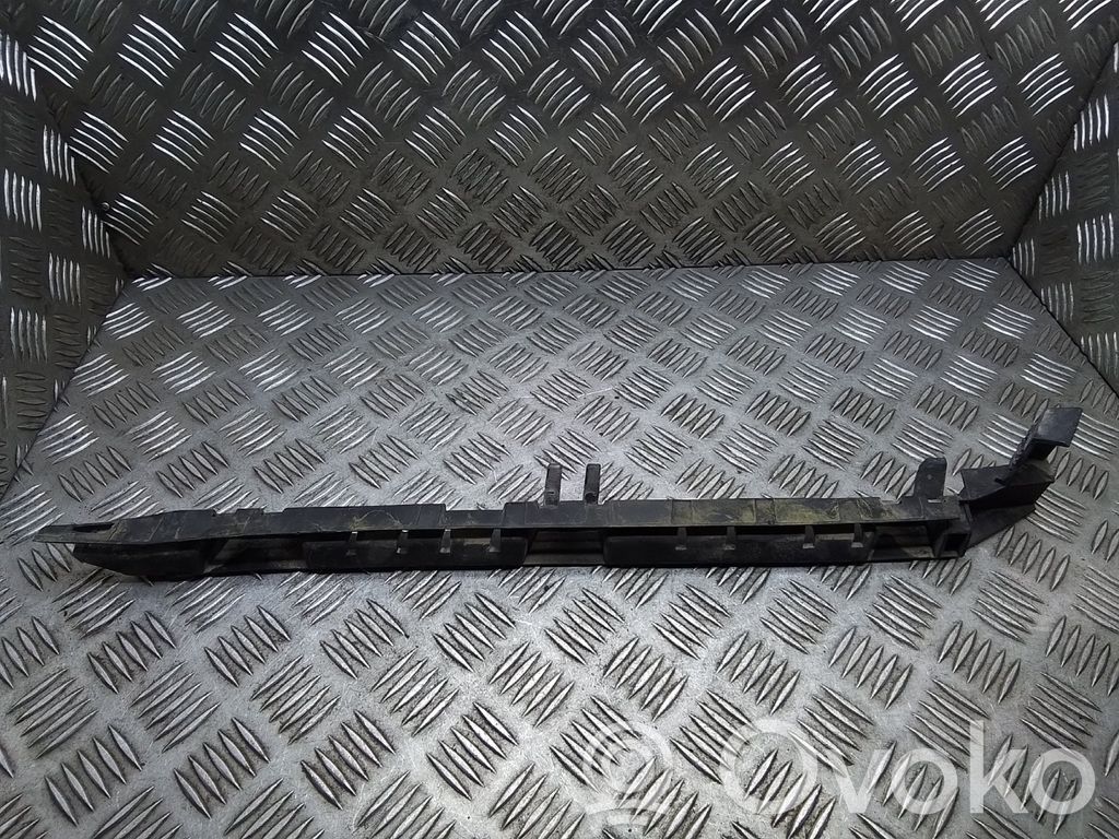 BMW 7 E65 E66 Galinis laikiklis bamperio 