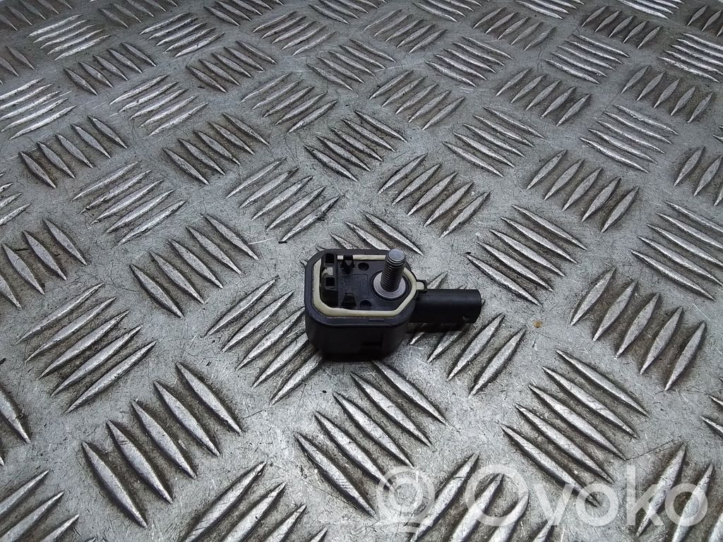 BMW 5 F10 F11 Senzor impact/declanșare airbag 