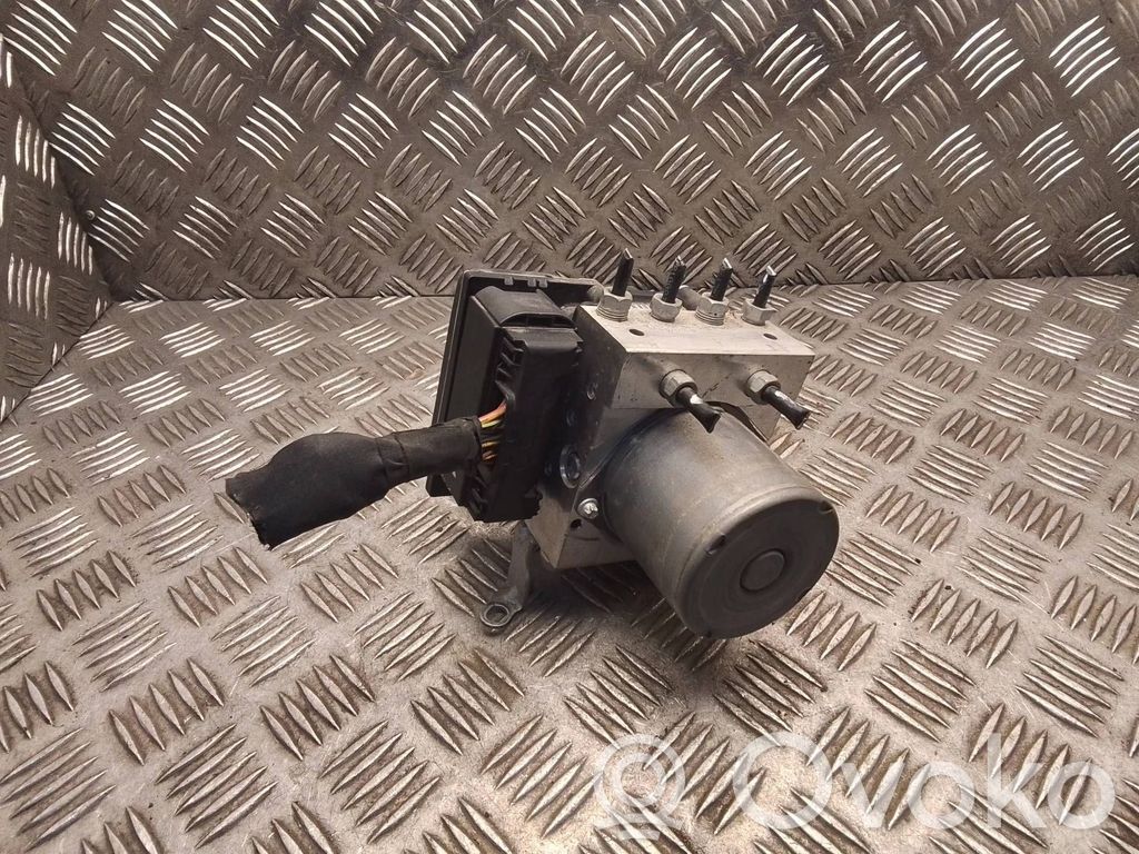 BMW X1 E84 ABS Pump 