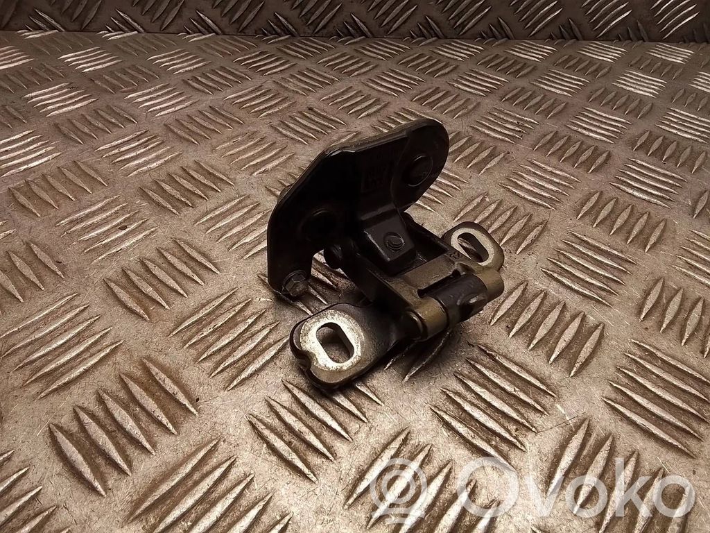 BMW X1 E84 Tailgate/trunk/boot hinge 