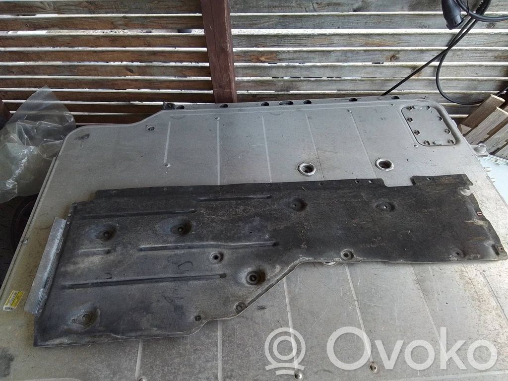 BMW X1 E84 Protección inferior lateral 