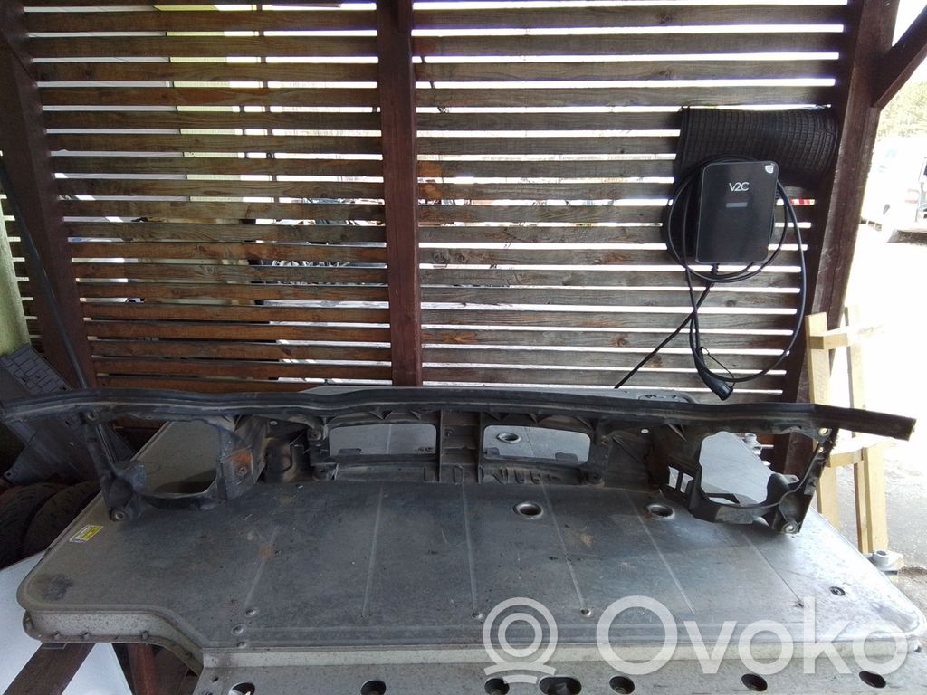 Opel Vivaro Radiatorių panelė 
