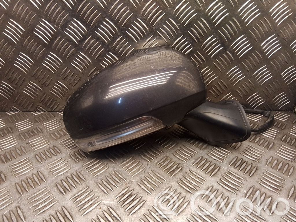Toyota Prius (XW30) Front door electric wing mirror 