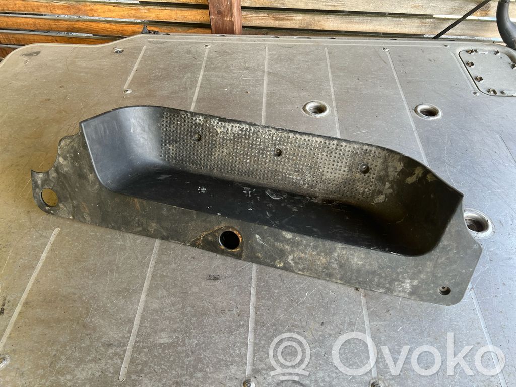 Opel Vivaro Moldura protectora del borde delantero 