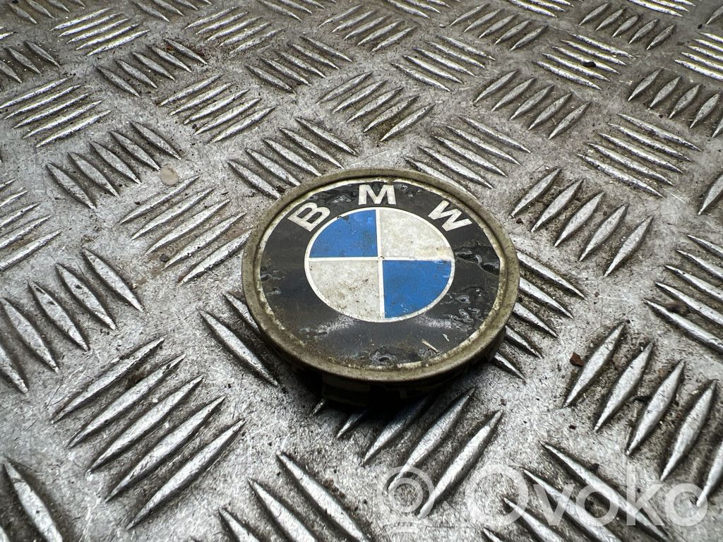 BMW 5 F10 F11 Rūpnīcas varianta diska centra vāciņš (-i) 