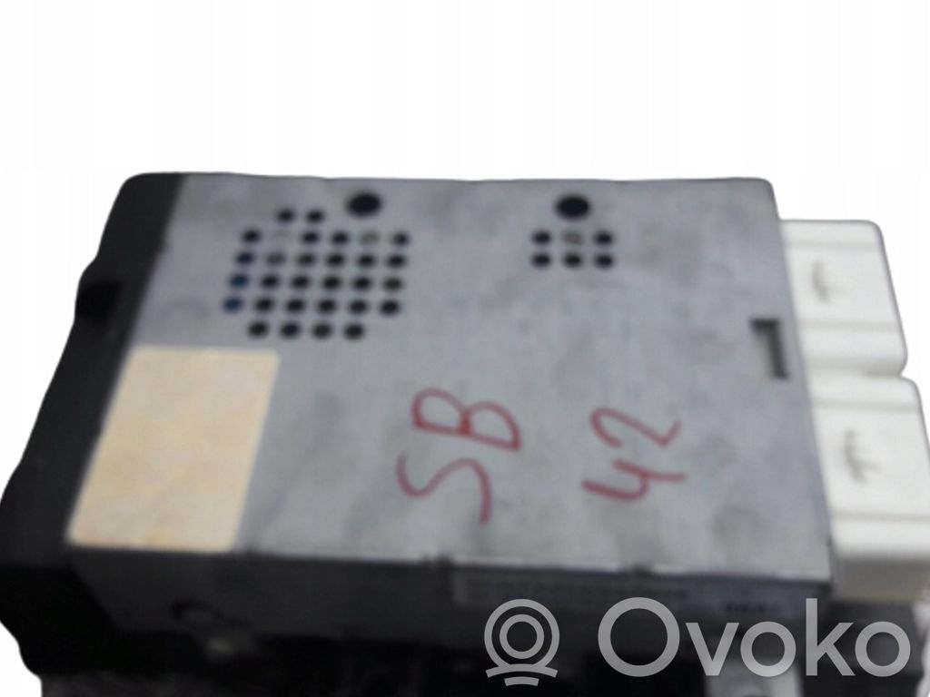 Autres unités de commande / modules   P04686498AE