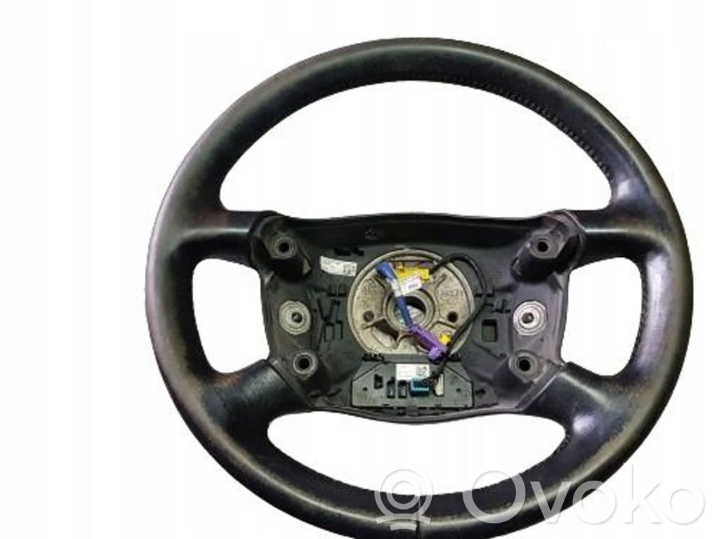 Audi A4 S4 B6 8E 8H Kierownica 
