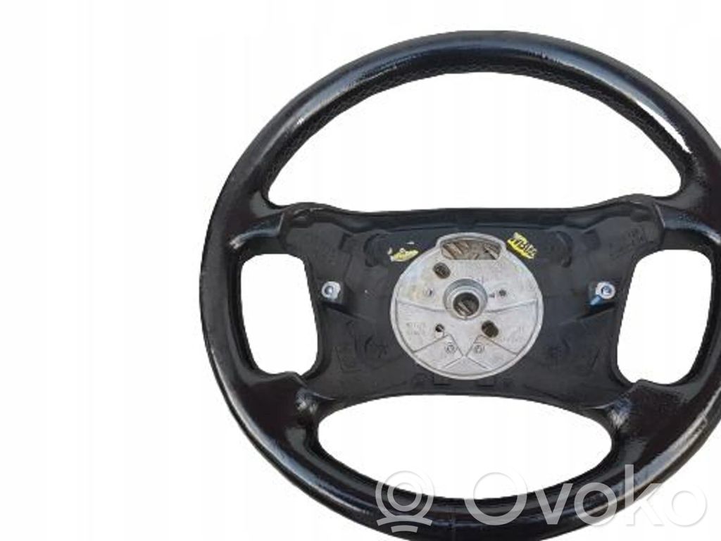 Volante   6753738