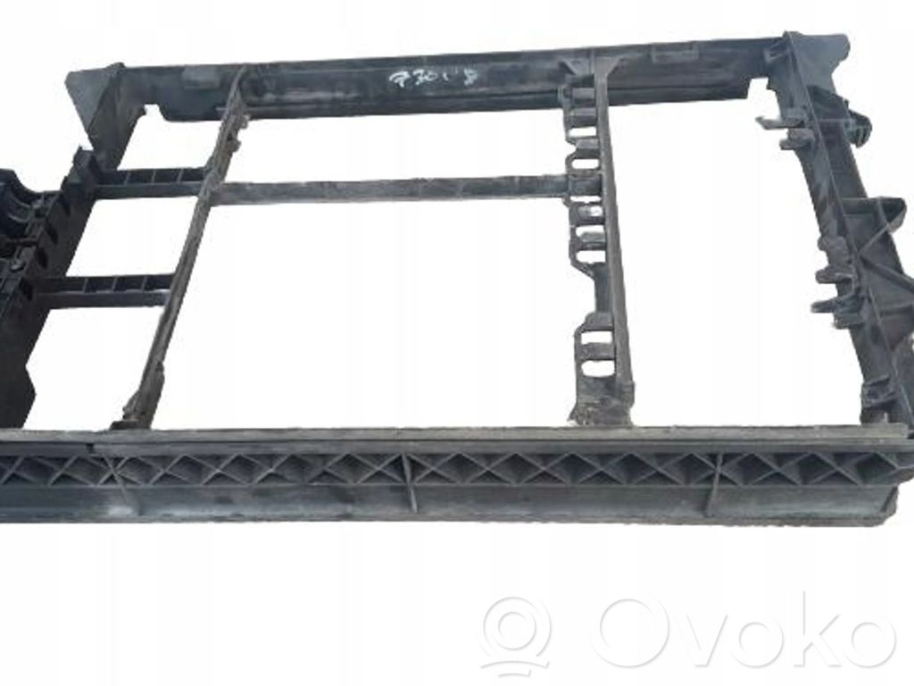 BMW 7 E38 Garniture de radiateur 