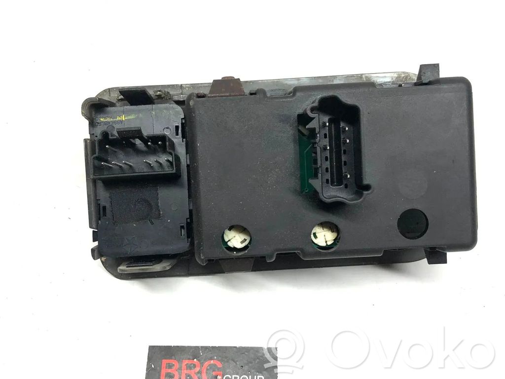 Chrysler Voyager Light switch 