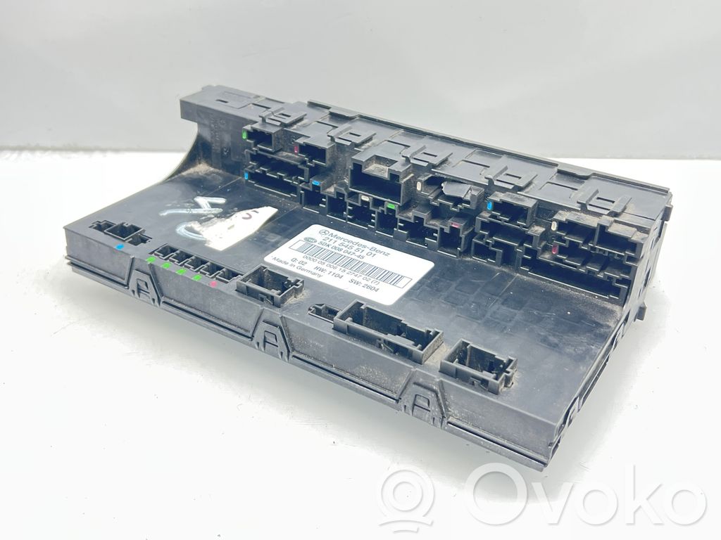 Mercedes-Benz E W211 Fuse module 