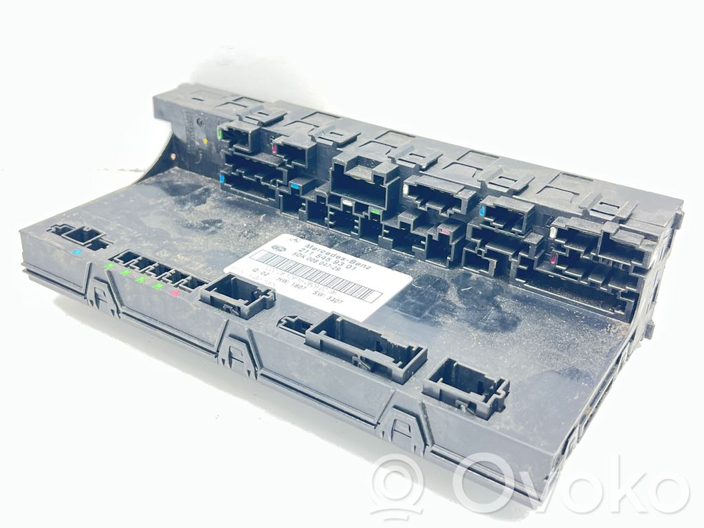 Mercedes-Benz E W211 Fuse module 