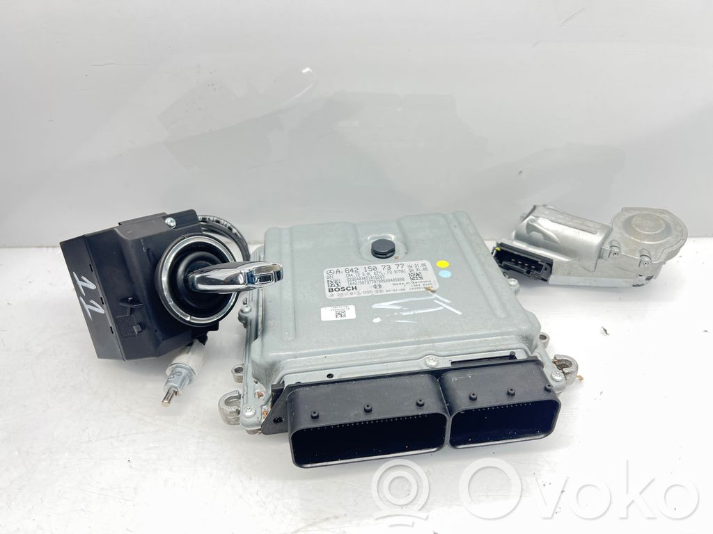 Mercedes-Benz E W211 Engine ECU kit and lock set 