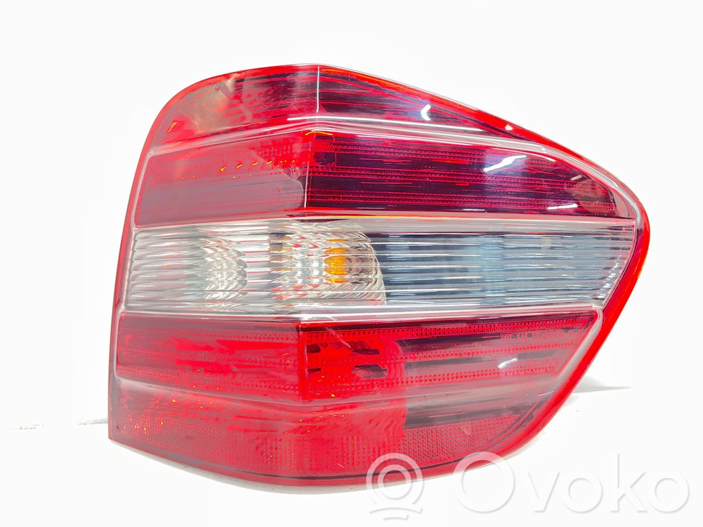 Mercedes-Benz ML W164 Lampa tylna 