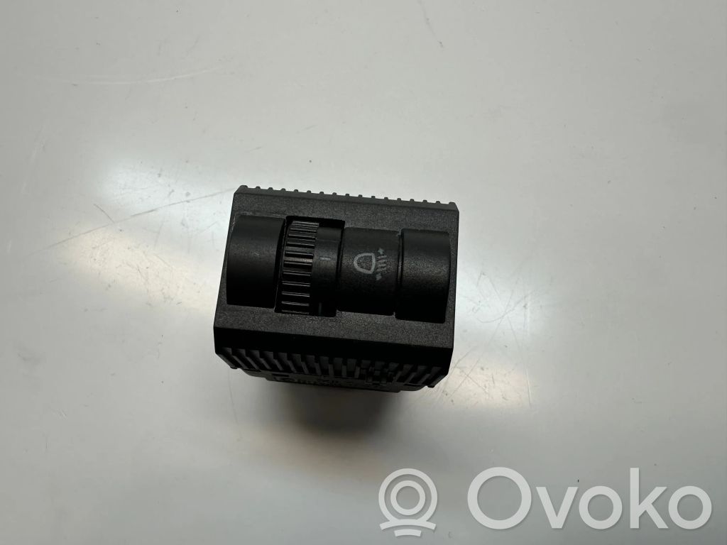 Volkswagen Amarok Headlight level height control switch 