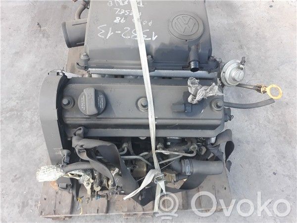 Volkswagen Polo III 6N 6N2 6NF Motor complet pentru înlocuire 