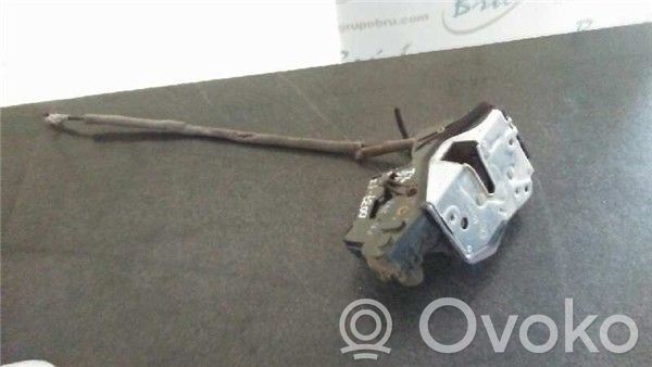 BMW 3 E46 Zamek drzwi przednich 