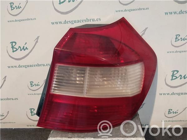 Lámpara de faros/luces traseros