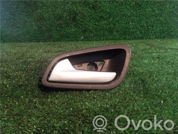 Manecilla interna puerta delantera   AT76R22601AB,T3CB