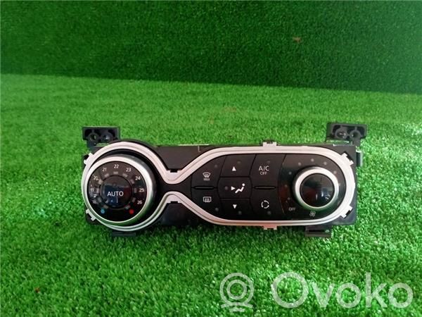Dacia Sandero Air conditioning (A/C) switch 