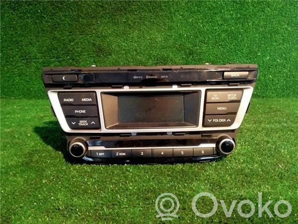 Hyundai i20 Active Panel / Radioodtwarzacz CD/DVD/GPS 