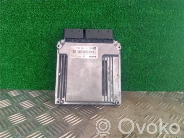 Engine control unit/module ECU   281012707,M57306D3