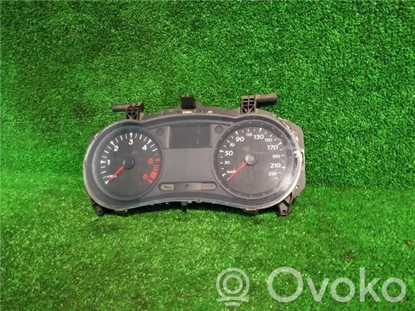 Renault Clio III Geschwindigkeitsmesser Cockpit 