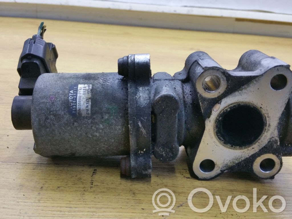 Toyota Corolla Verso AR10 Válvula EGR 