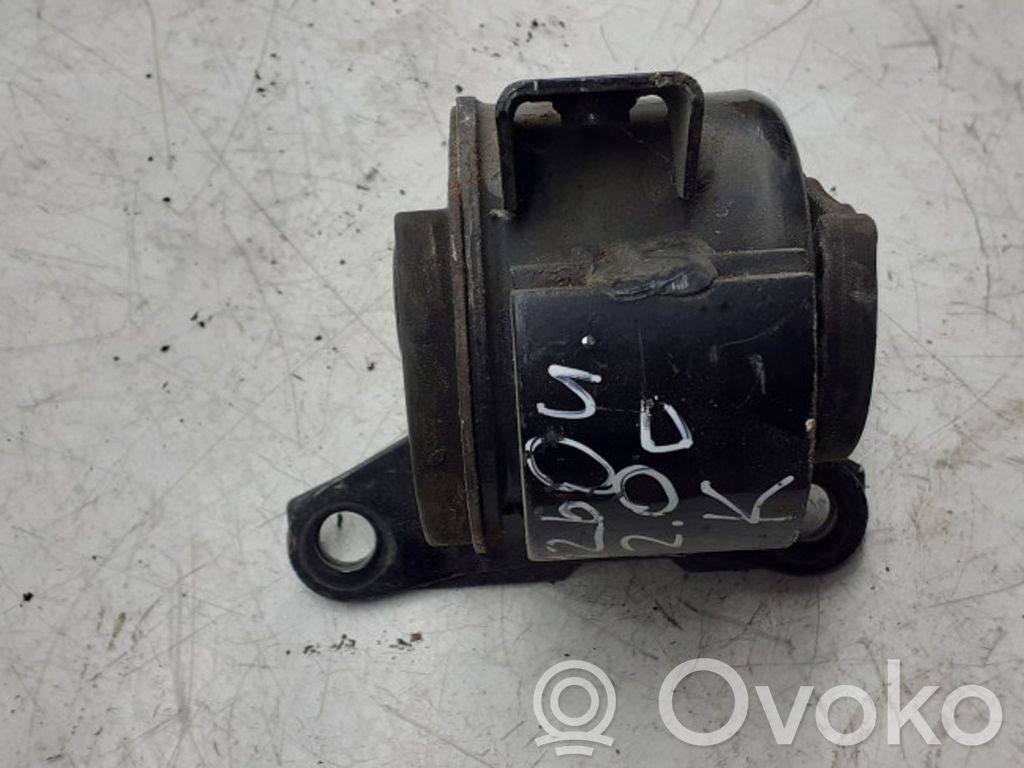 Engine mount bracket