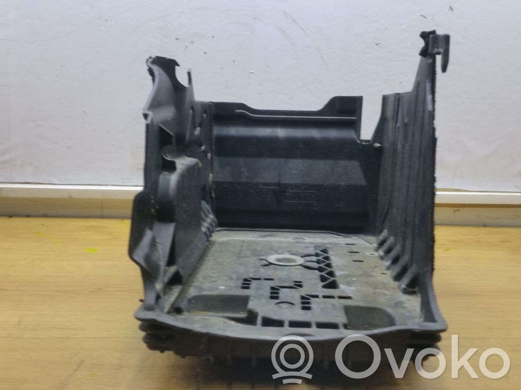 Volvo S60 Akun alusta 