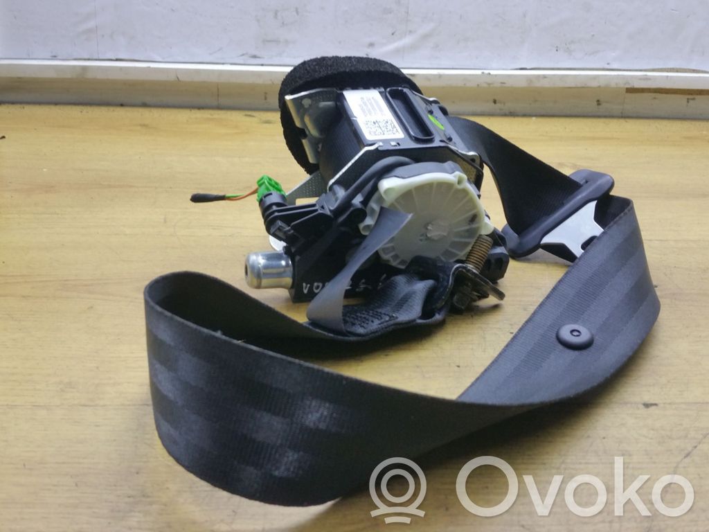 Volvo S60 Cinturón trasero 