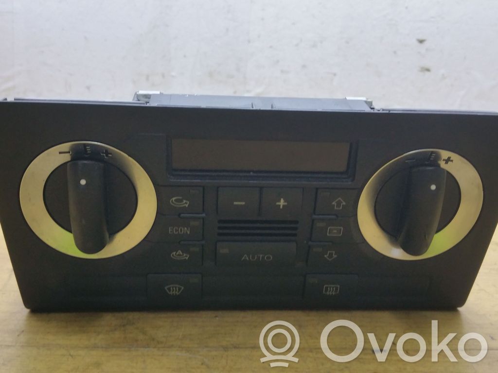 Audi A3 S3 8P Climate control unit 