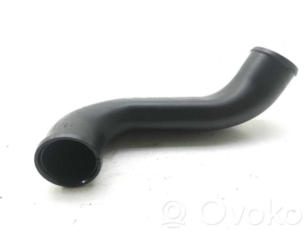 Land Rover Freelander 2 - LR2 Intercooler hose/pipe 