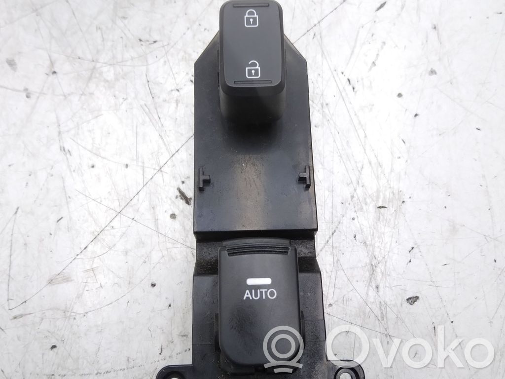 KIA Optima Electric window control switch 