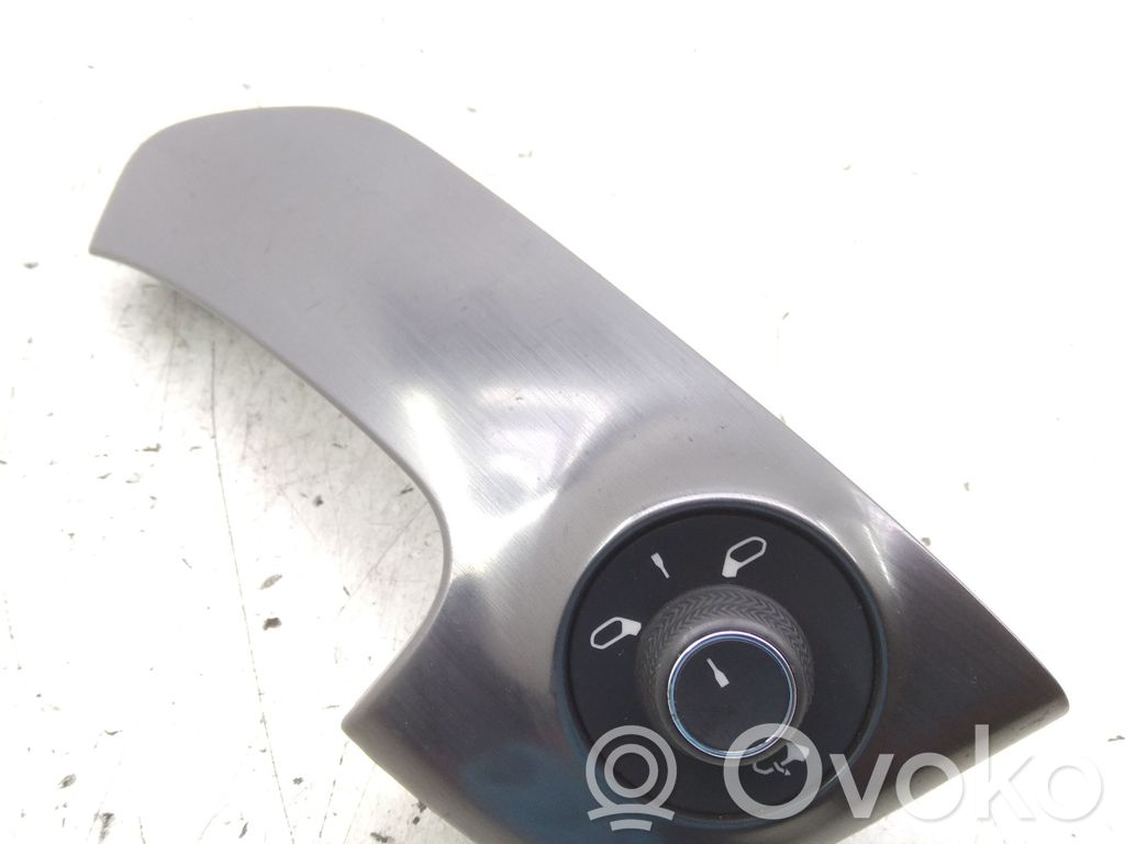 Citroen DS5 Wing mirror switch 