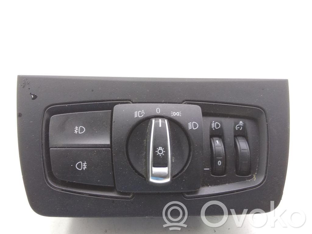 BMW 3 F30 F35 F31 Šviesų jungtukas 
