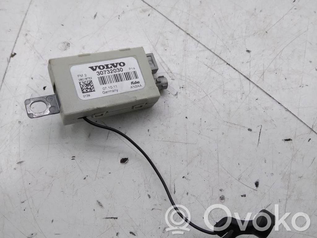 Volvo C30 Amplificator antenă aeriană 