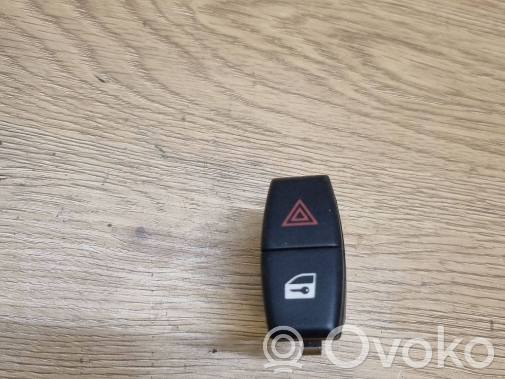 Hazard light switch   6919506,549519500