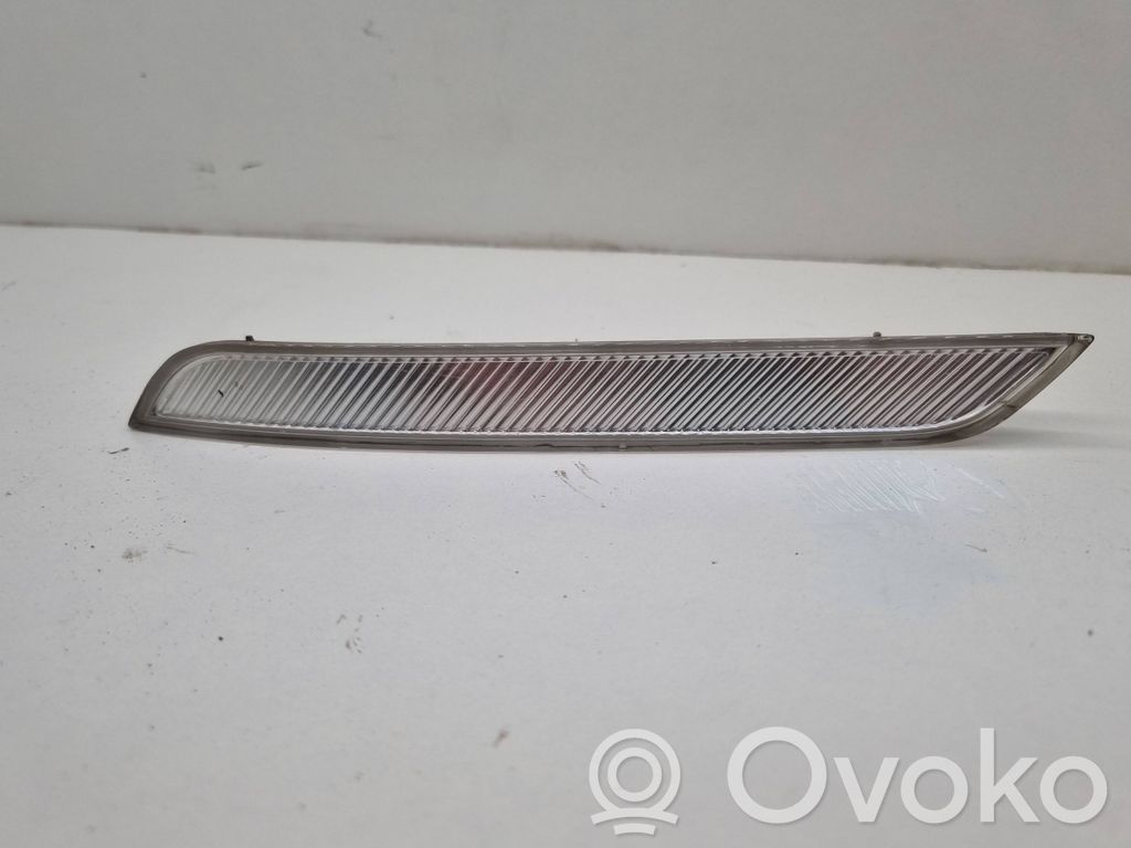 Front reflector   7187087,0917