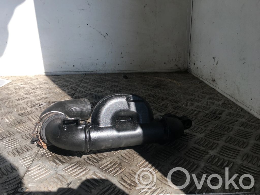 Volvo V50 Intercooler hose/pipe 