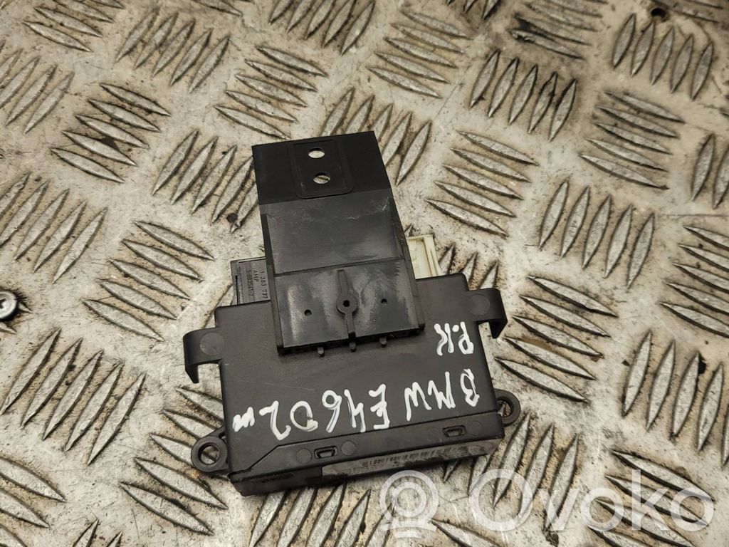 BMW 3 E46 Wing mirror control module 