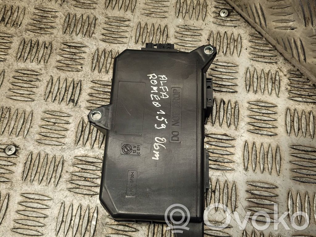 Alfa Romeo 159 Door control unit/module 