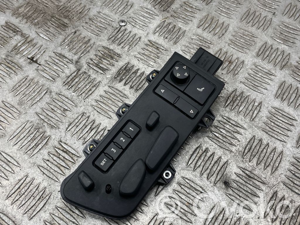 Volkswagen Phaeton Seat control switch 